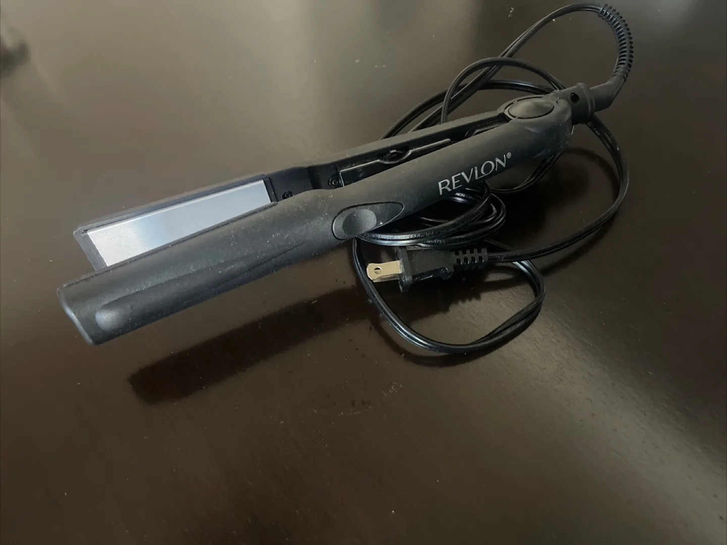 Revlon Hair Straightener thumbnail