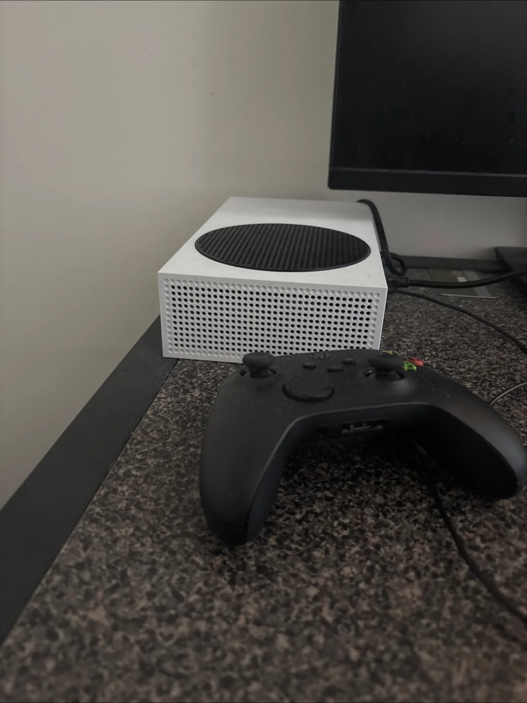 Xbox Series S Console with Controller thumbnail
