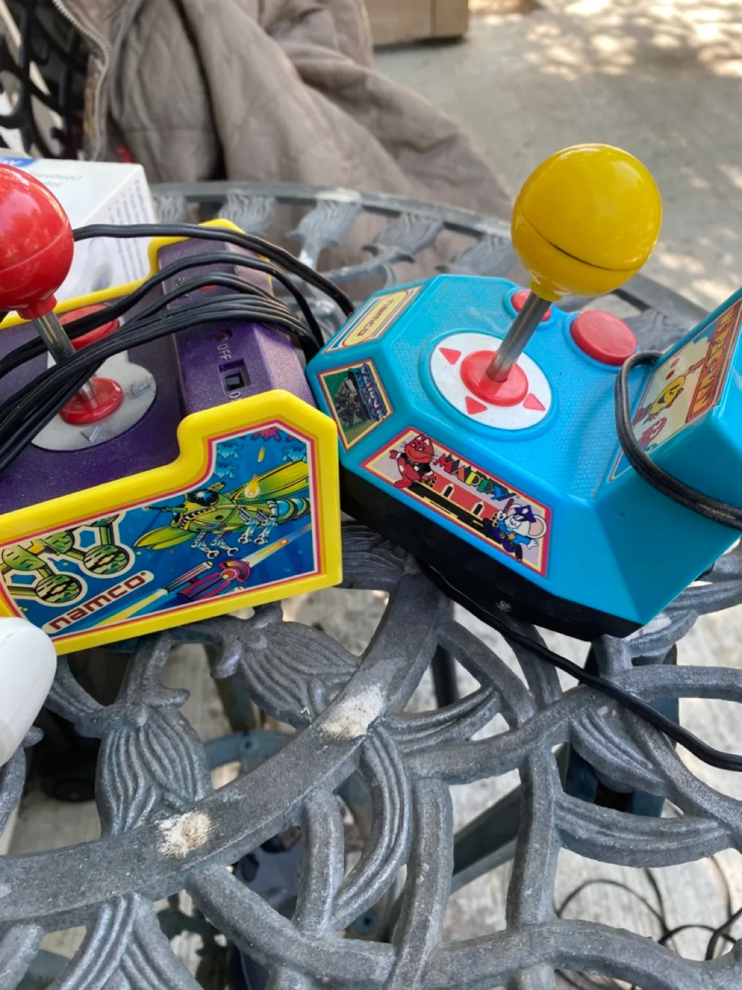 Namco TV Game Joysticks(25 for both) image indicator(2)