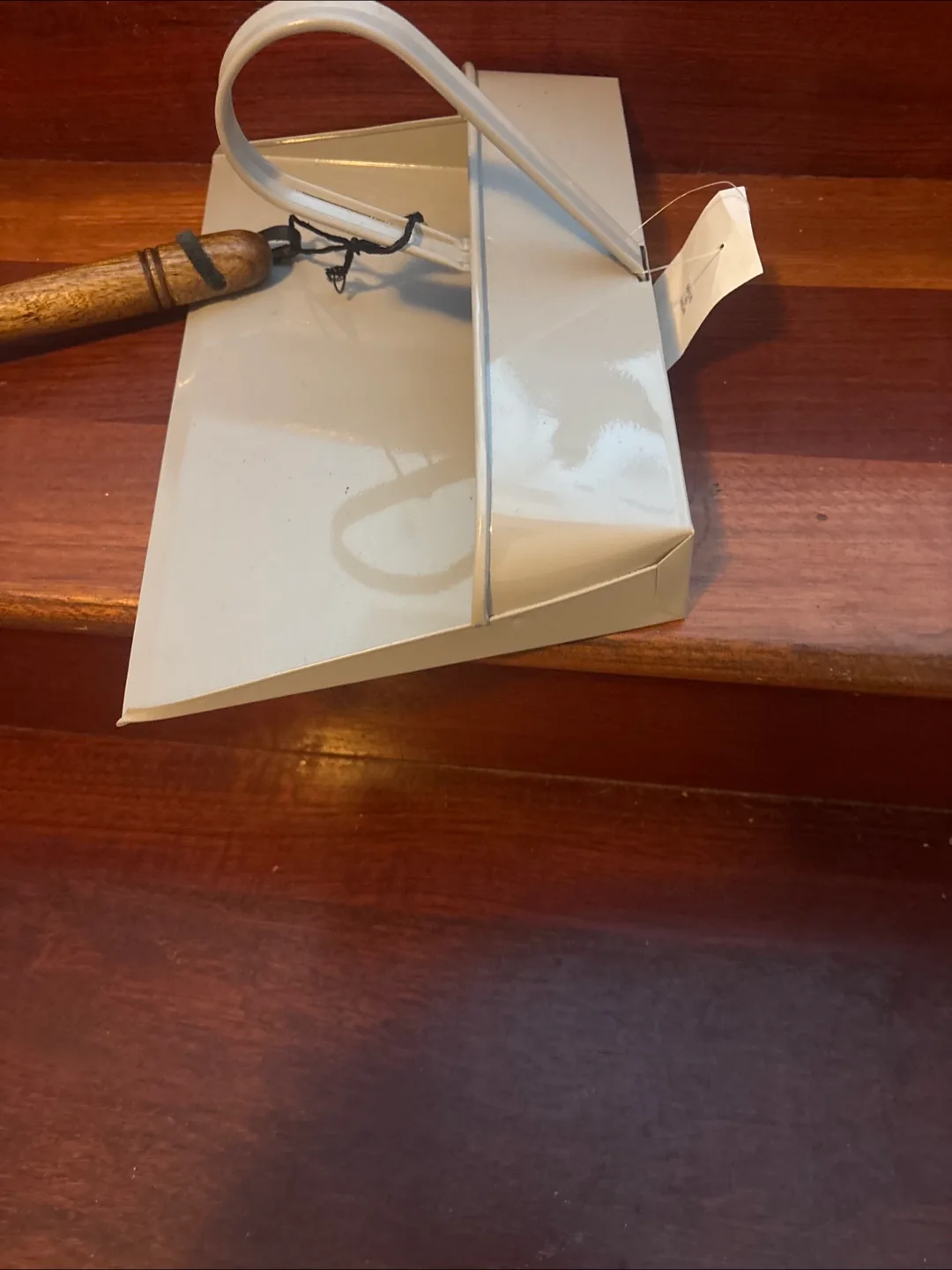 Metal Dustpan and Brush Set- New image indicator(4)