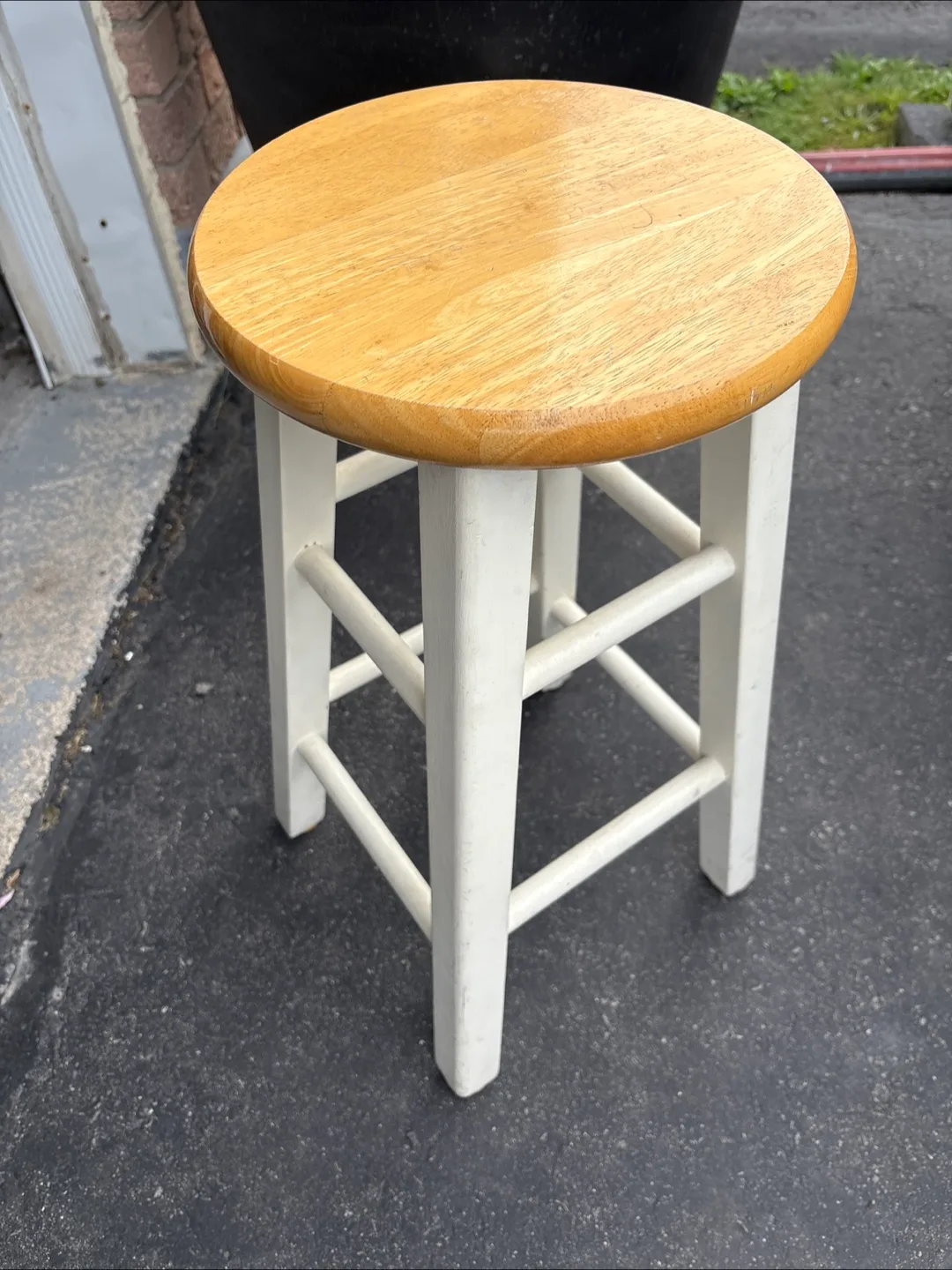 Wooden Round Top Stool - White Legs thumbnail