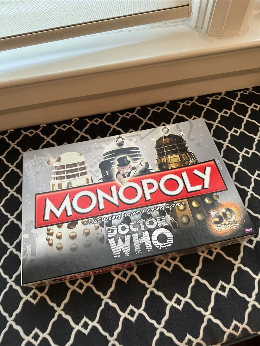 Monopoly Doctor Who 50th Anniversary Edition Board Game thumbnail