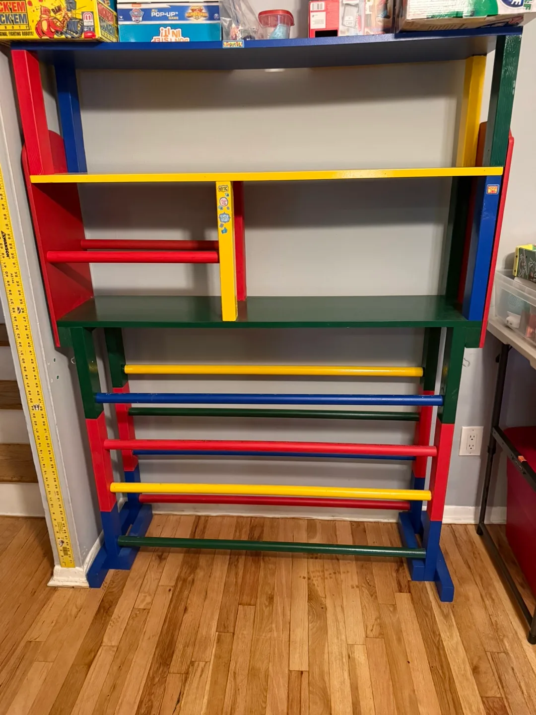 Kids Colorful Shelf thumbnail