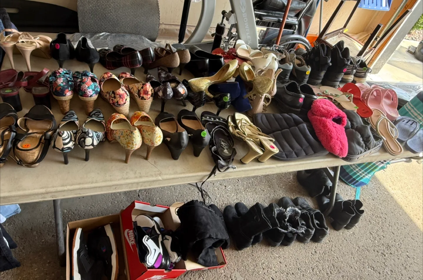 Assorted Women's Shoes thumbnail