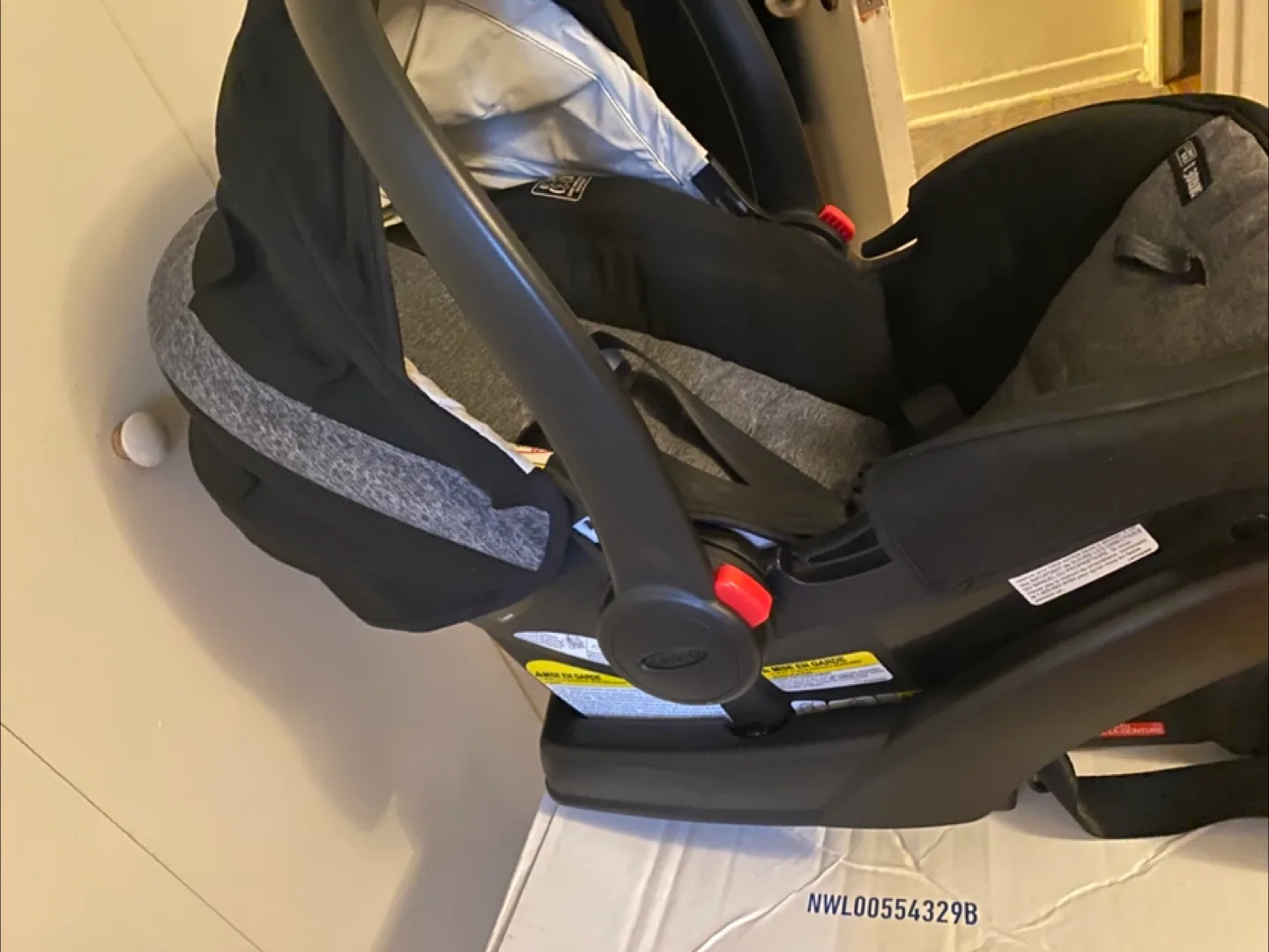 Graco SnugRide 35 Click Connect Infant Car Seat image indicator(3)
