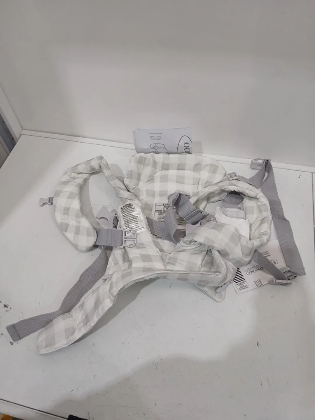 Infantino Flip 4-in-1 Convertible Carrier image indicator(3)