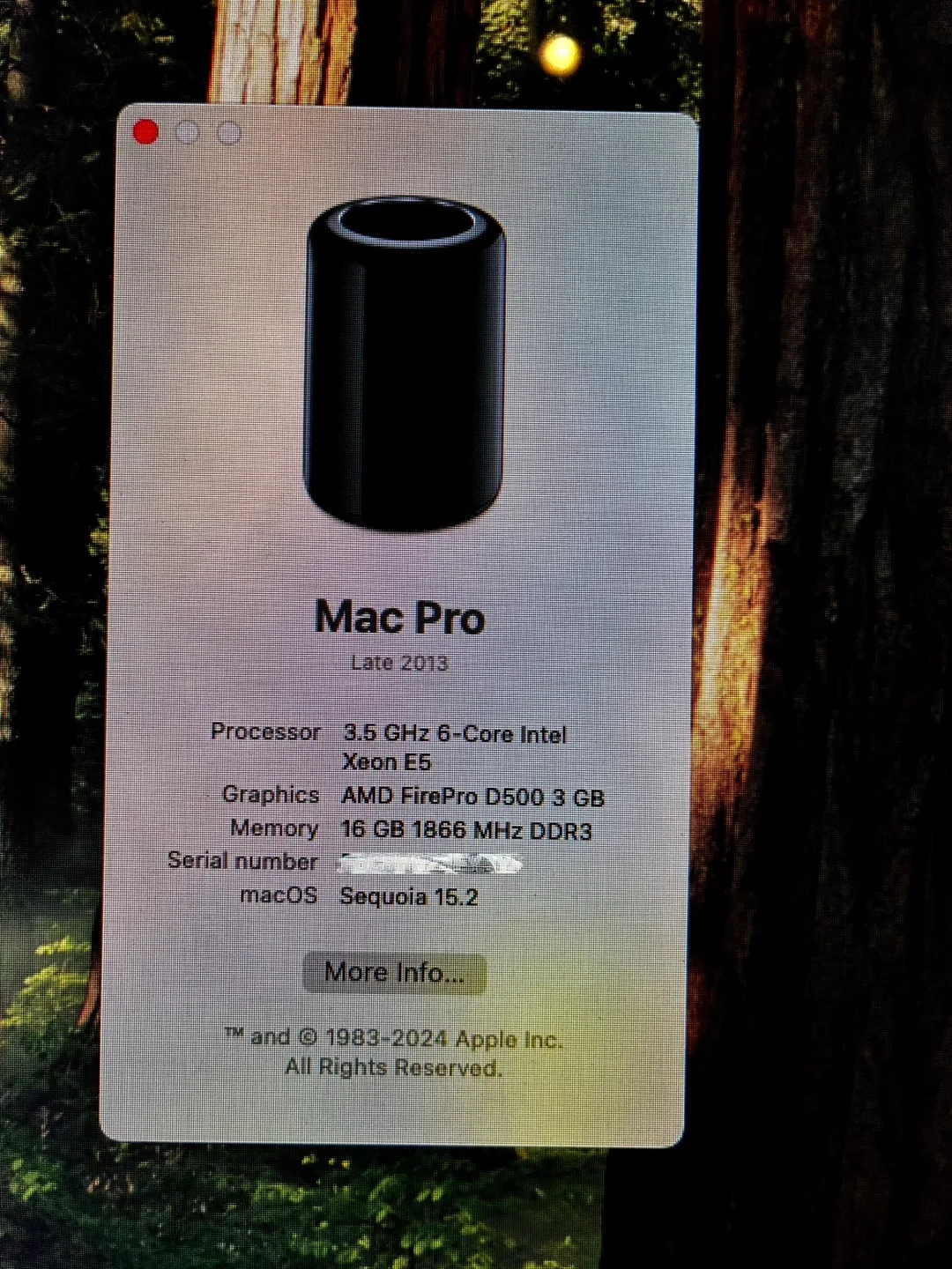 Apple Mac Pro AMAZING!! thumbnail