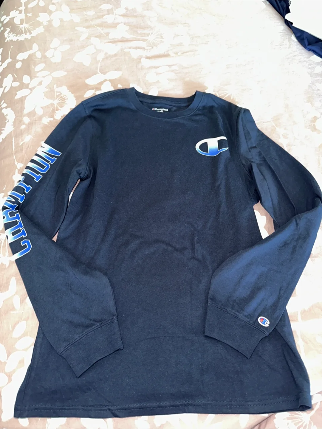Champion Long Sleeve T-Shirt - Size XL thumbnail