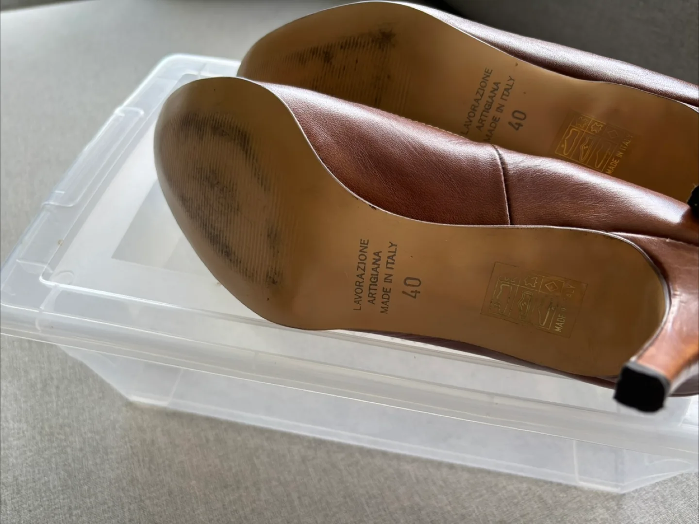 Brown Leather Heels Size 10 image indicator(3)