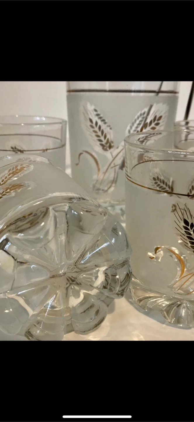 Vintage Frosted Wheat Glass Set image indicator(5)