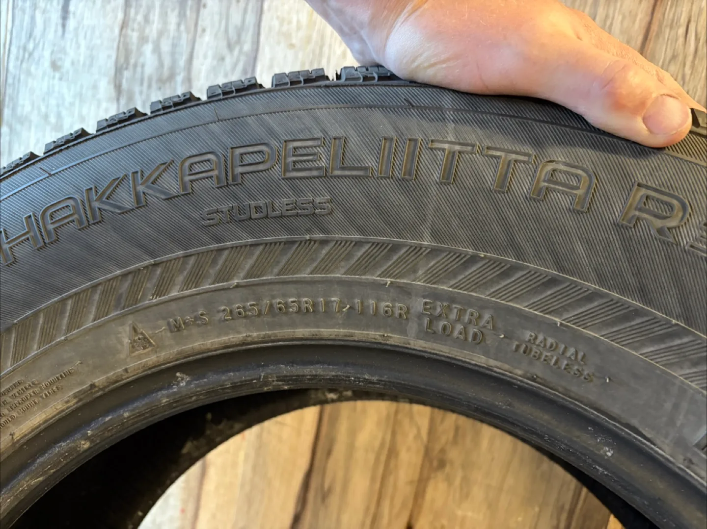 Nokian Hakkapeliitta R3 SUV 265/65R17 Tire thumbnail