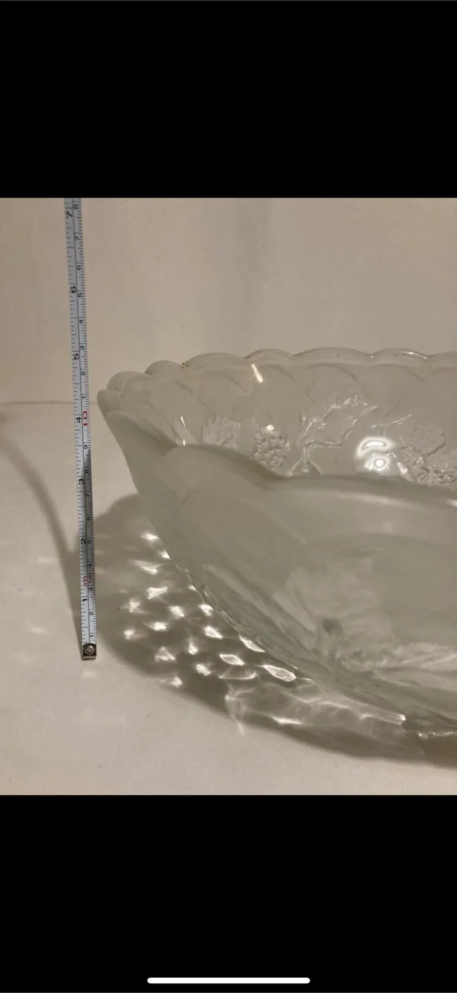 Laura Glass Bowl - 10.5" x 5" image indicator(2)