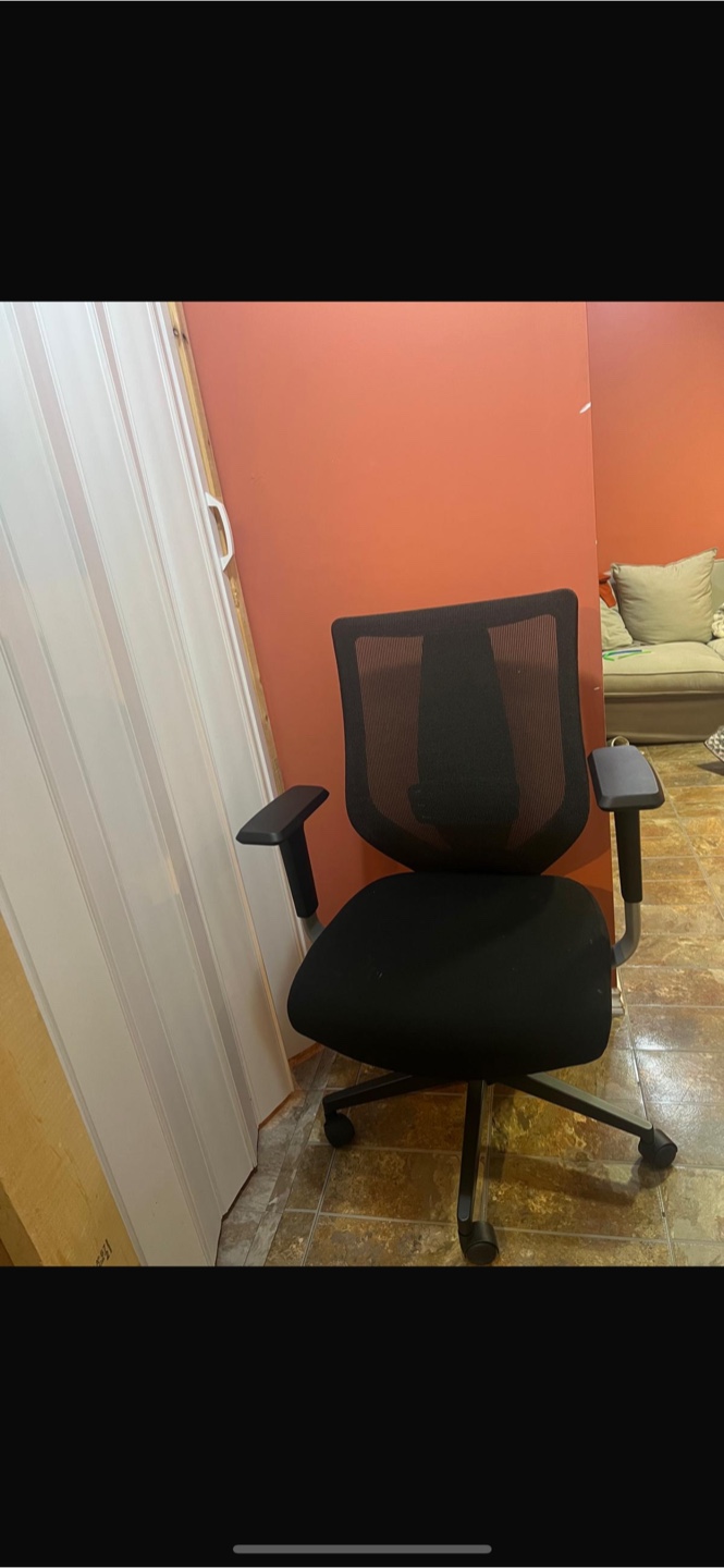 Black Office Chair - photo 2