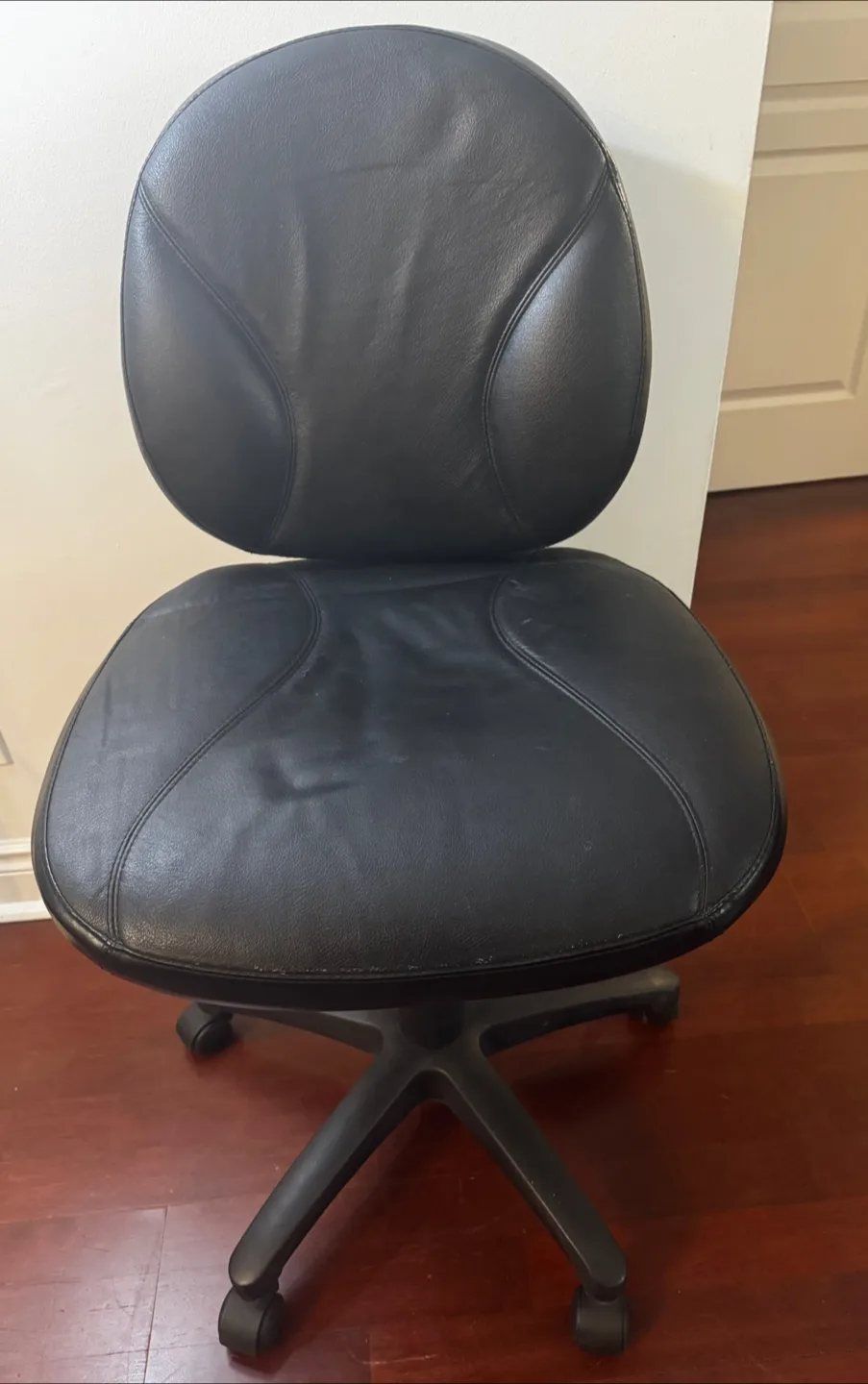 Black Office Chair thumbnail