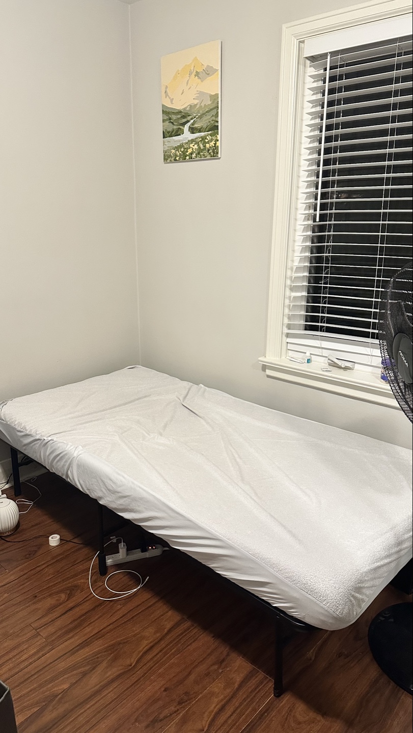 Metal Bed Frame & Mattress - Twin Size - photo 2