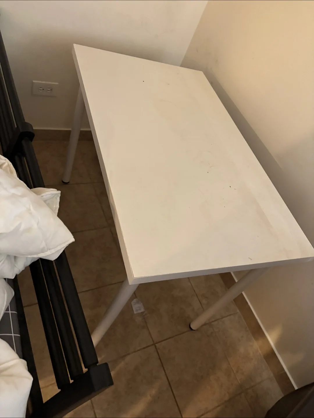 IKEA White Desk thumbnail