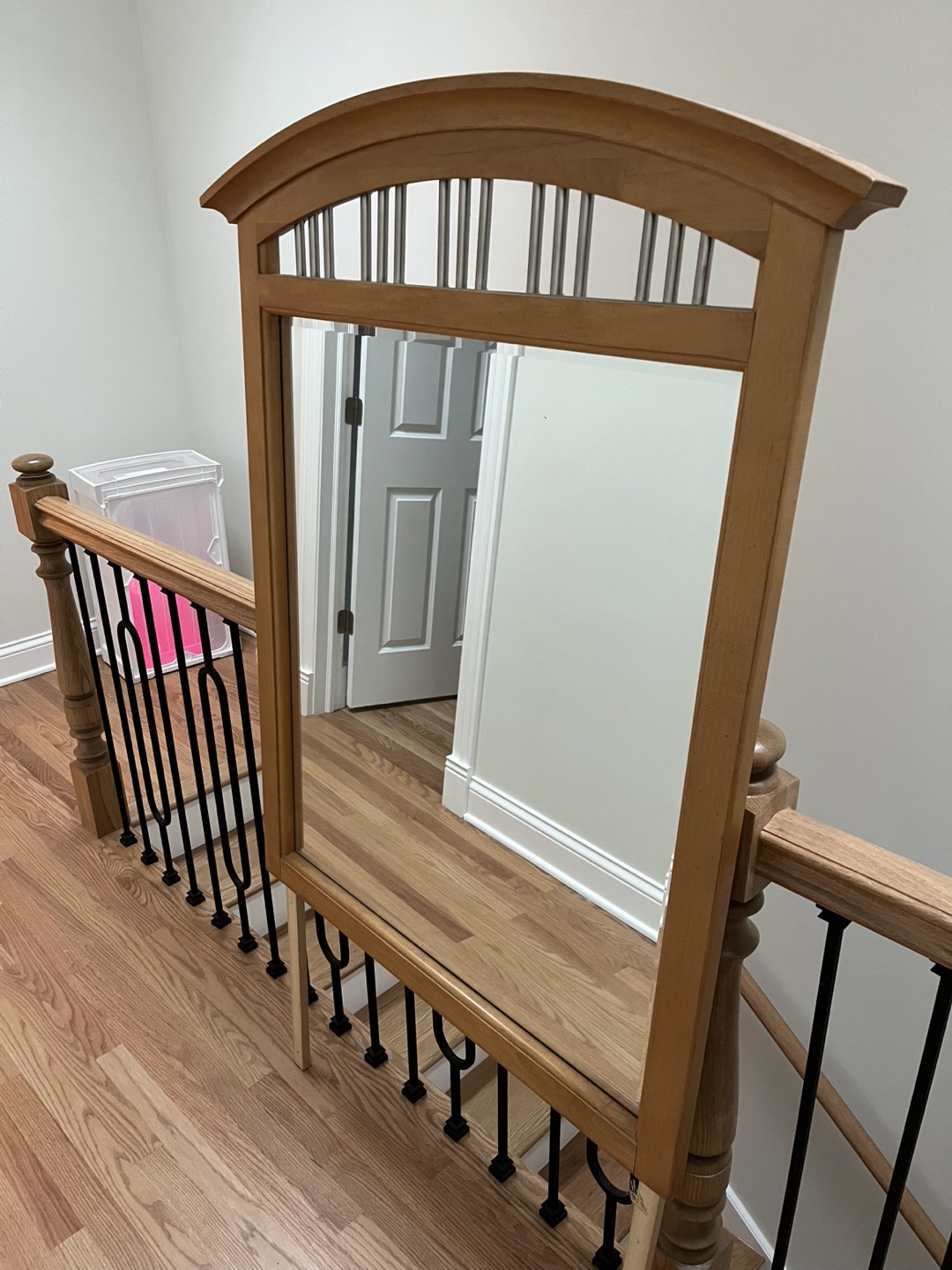 Bedroom dresser mirror - photo 2