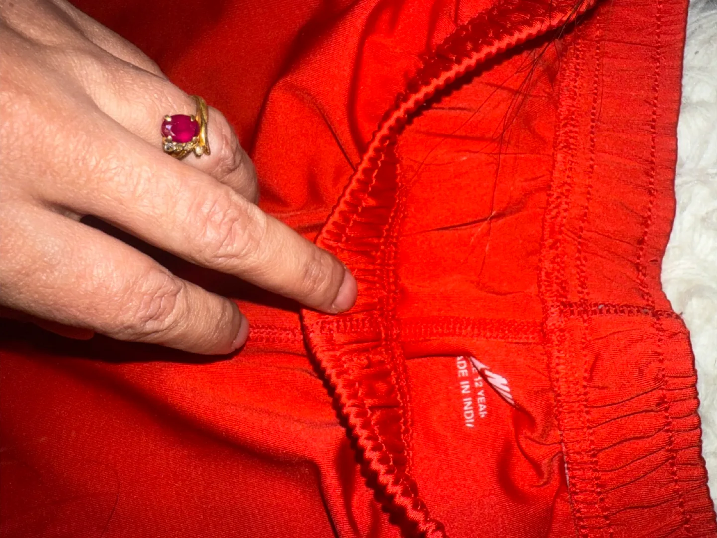 Red Athletic Pants - Size 12 Years 🇨🇦 image indicator(2)