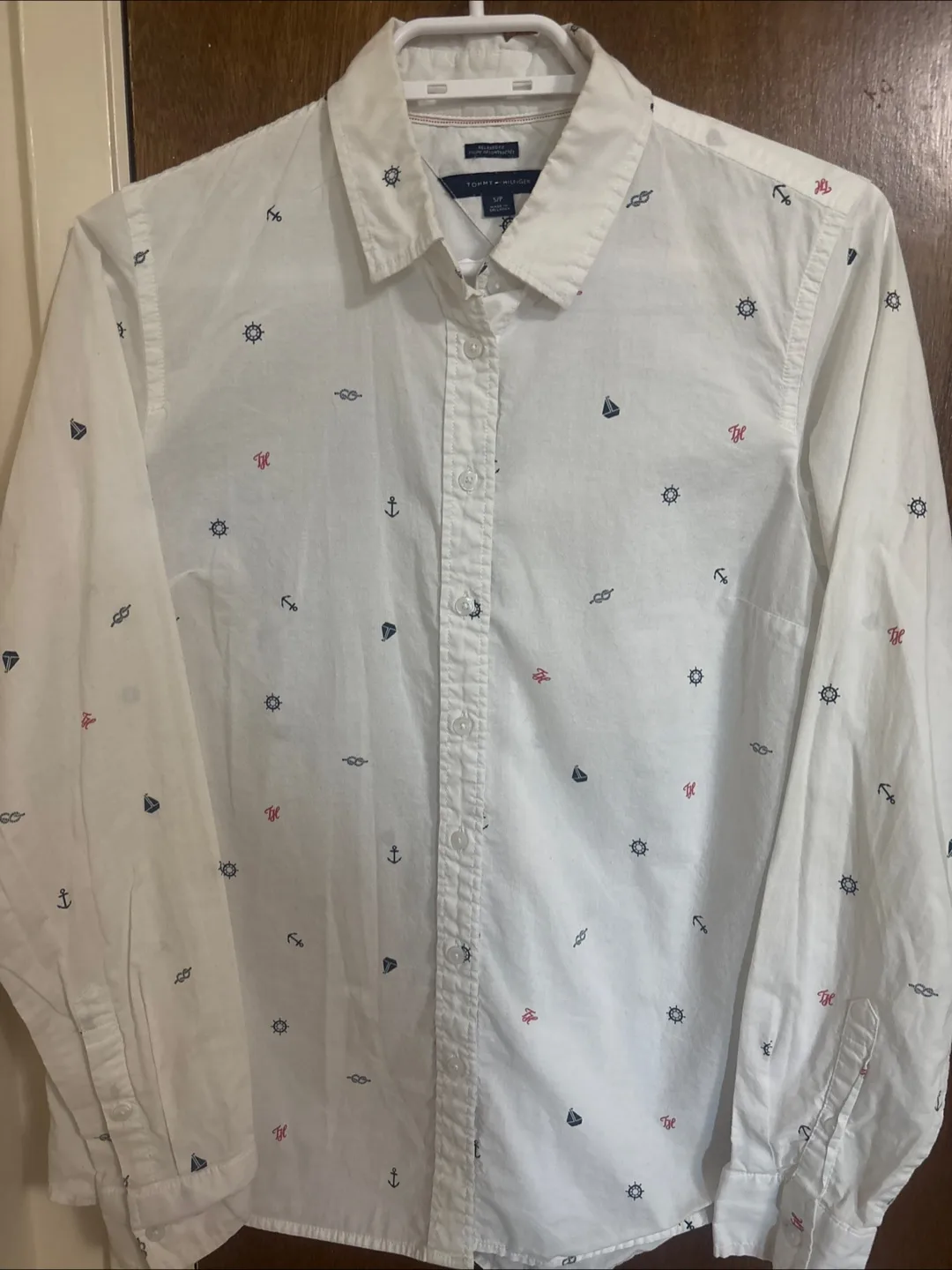 White  Button-Up Shirt thumbnail