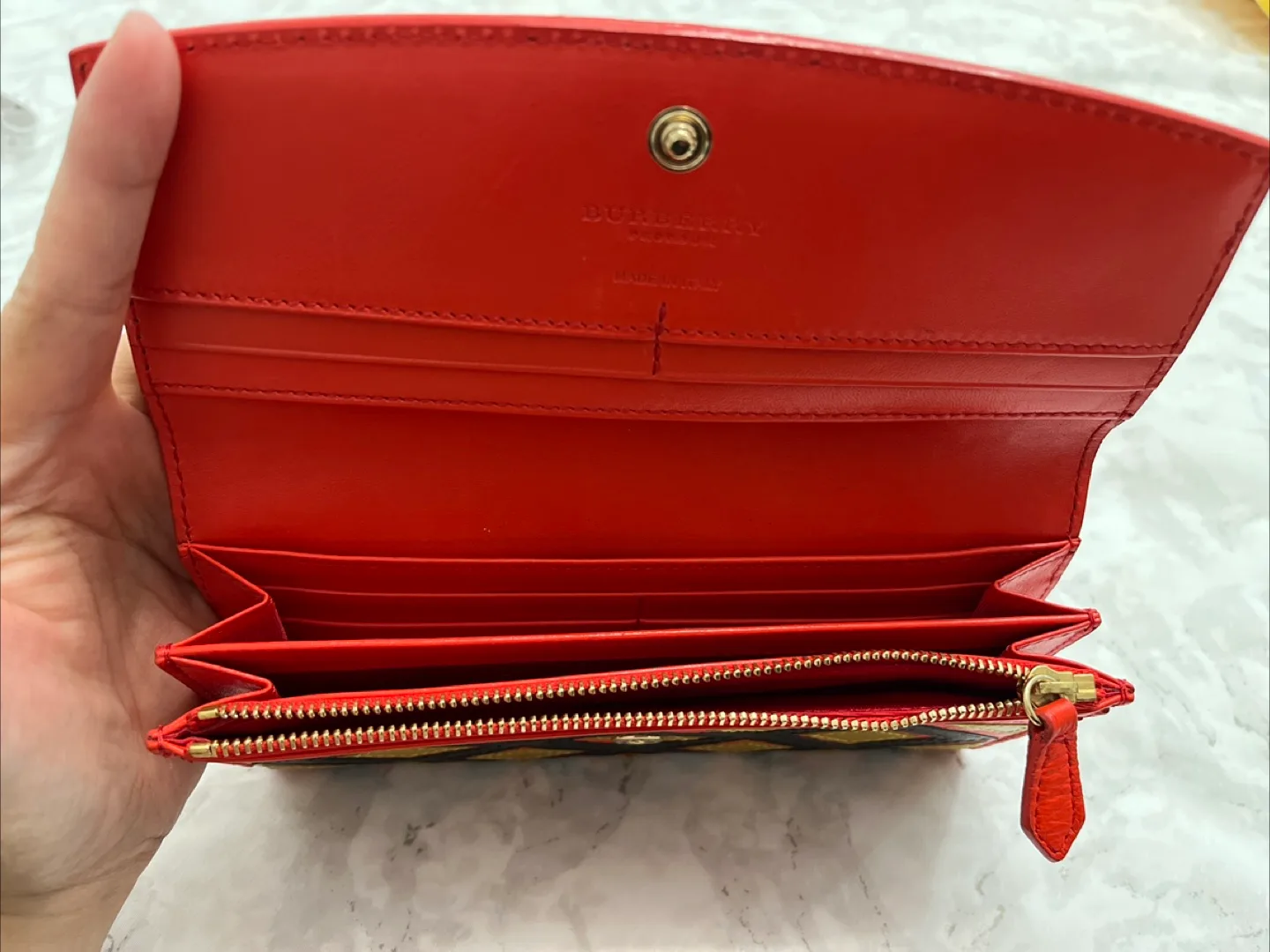 Burberry Leather Wallet image indicator(3)