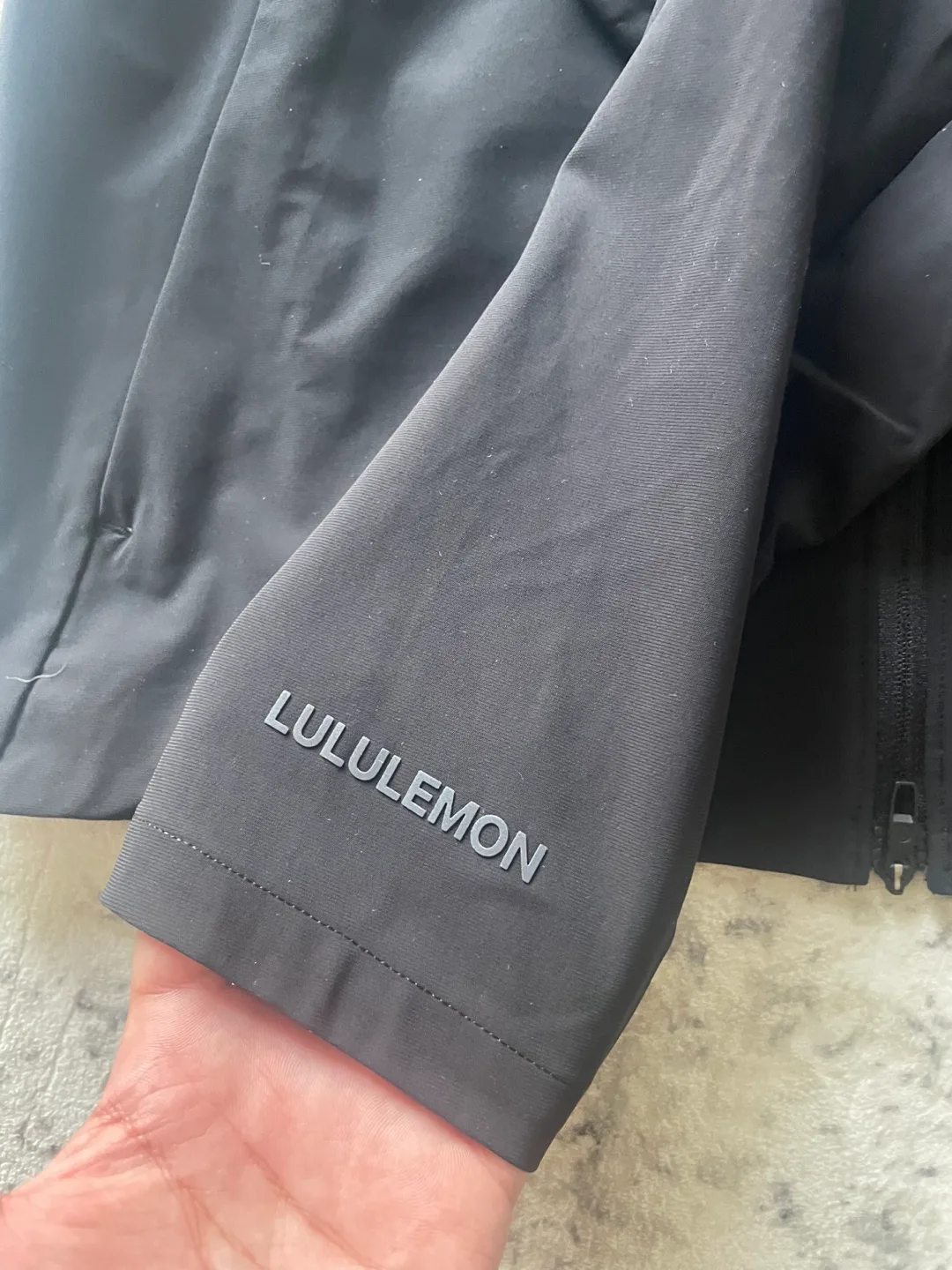Lululemon Pace Breaker Jacket - Black, Size M image indicator(3)