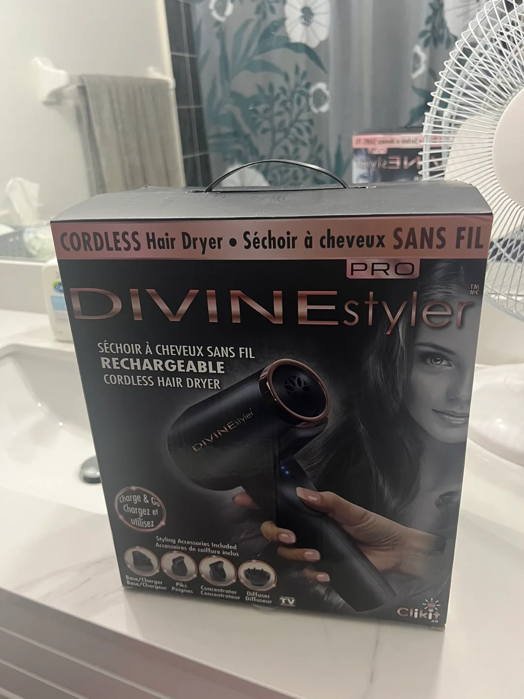 Divine Styler Pro Cordless Hair Dryer - Rechargeable thumbnail