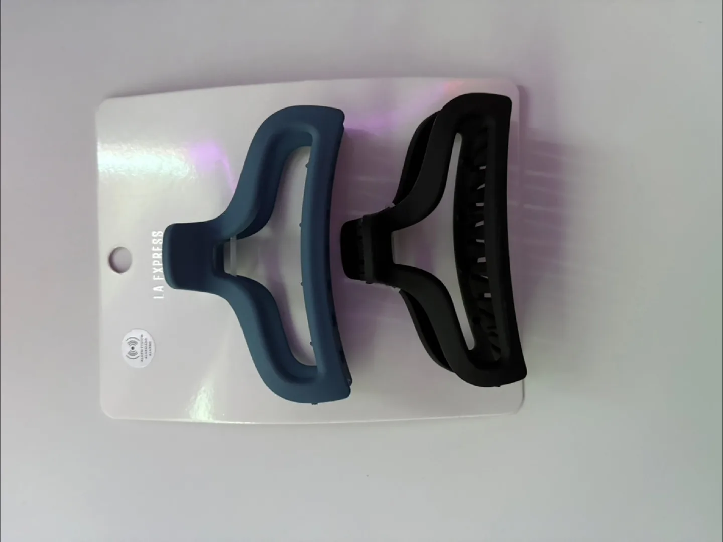 La Express Hair Claw Clips - New! thumbnail
