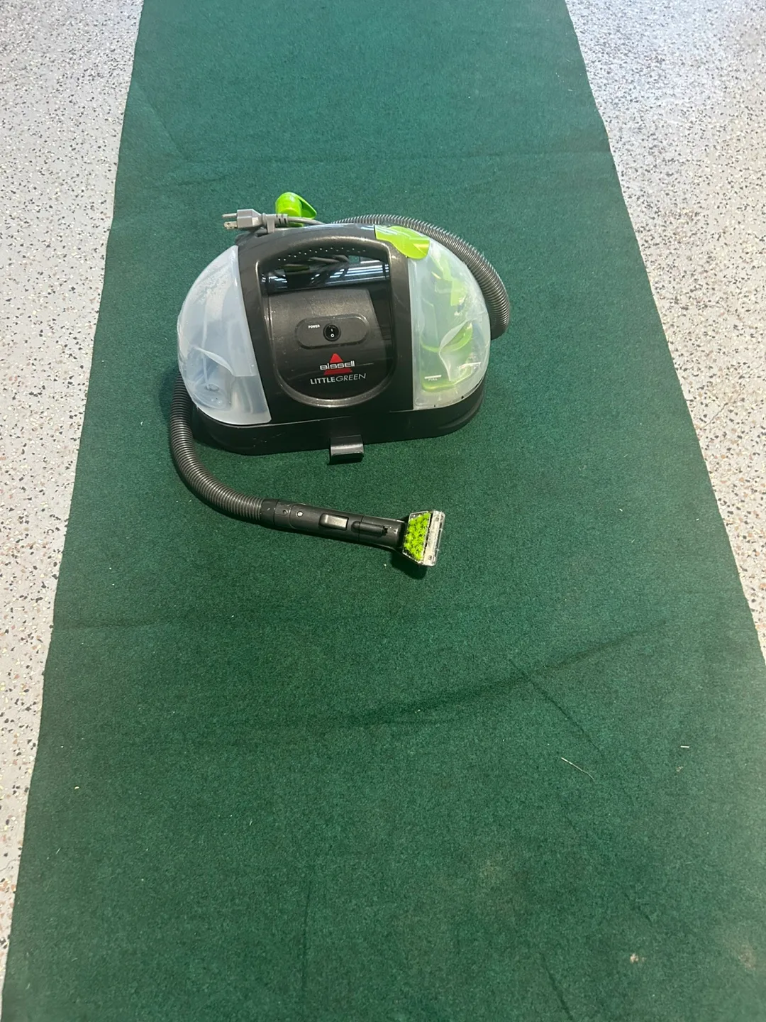 Bissell Little Green Portable Carpet Cleaner image indicator(2)