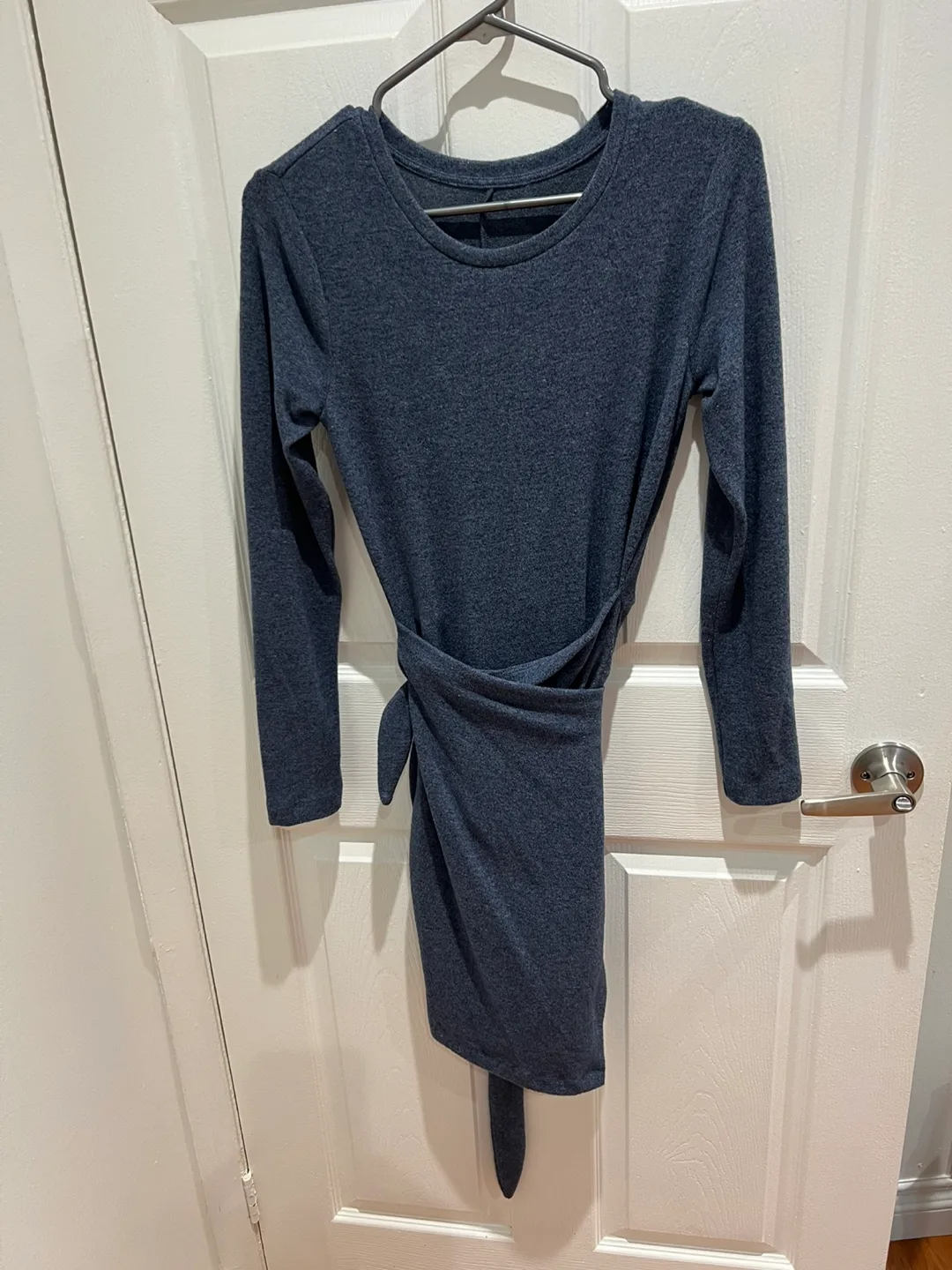 long sleeves dress thumbnail