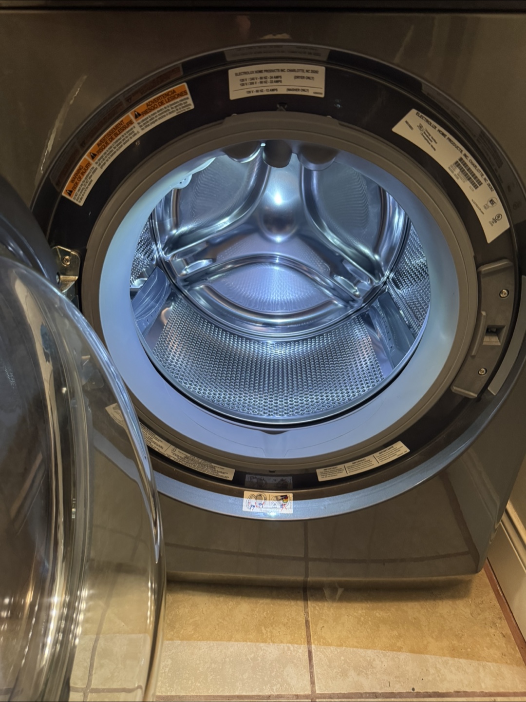 Electrolux Washer and Dryer Laundry Tower - photo 3