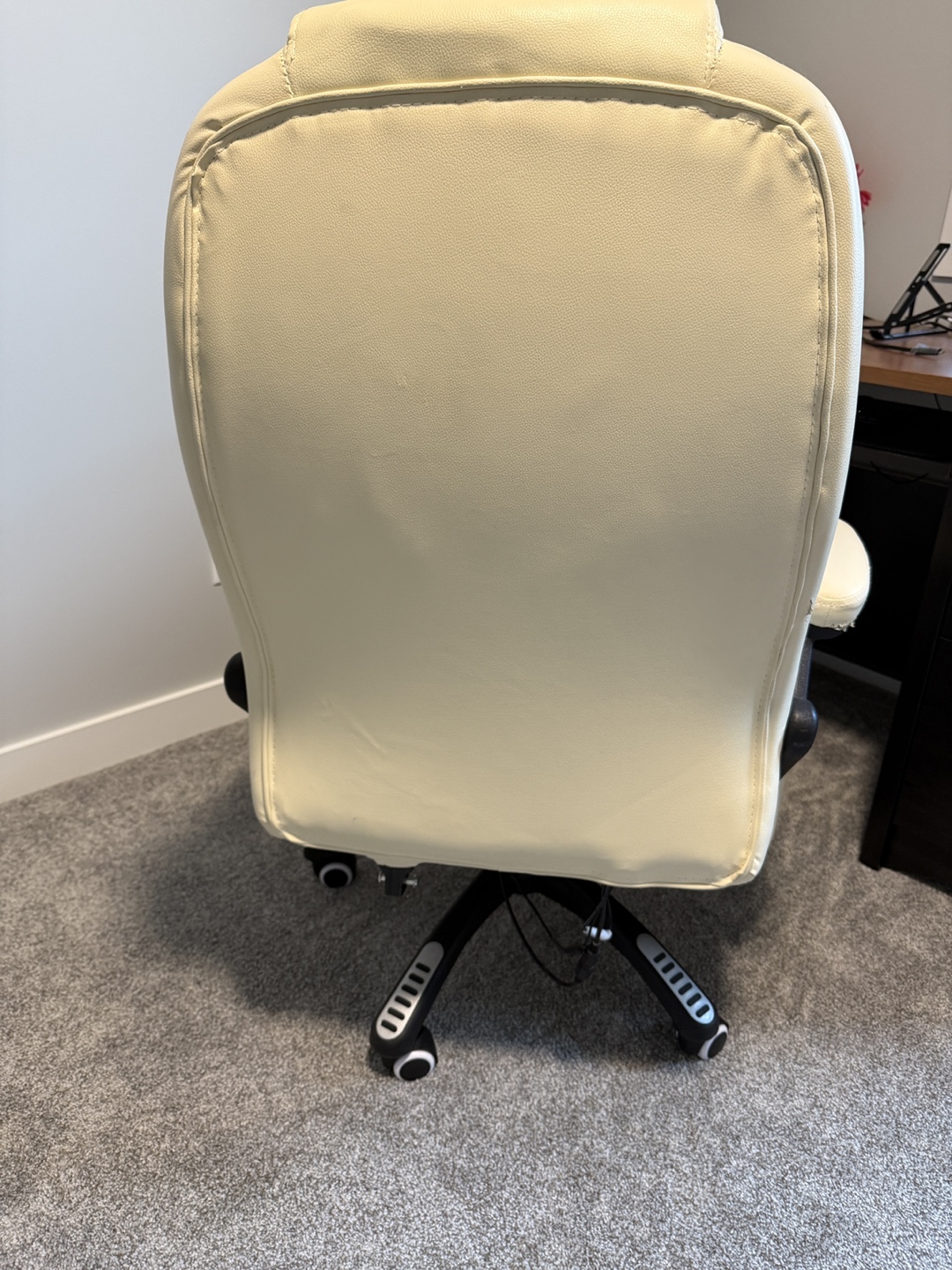 Cream Office Chair with Massage Function - photo 2