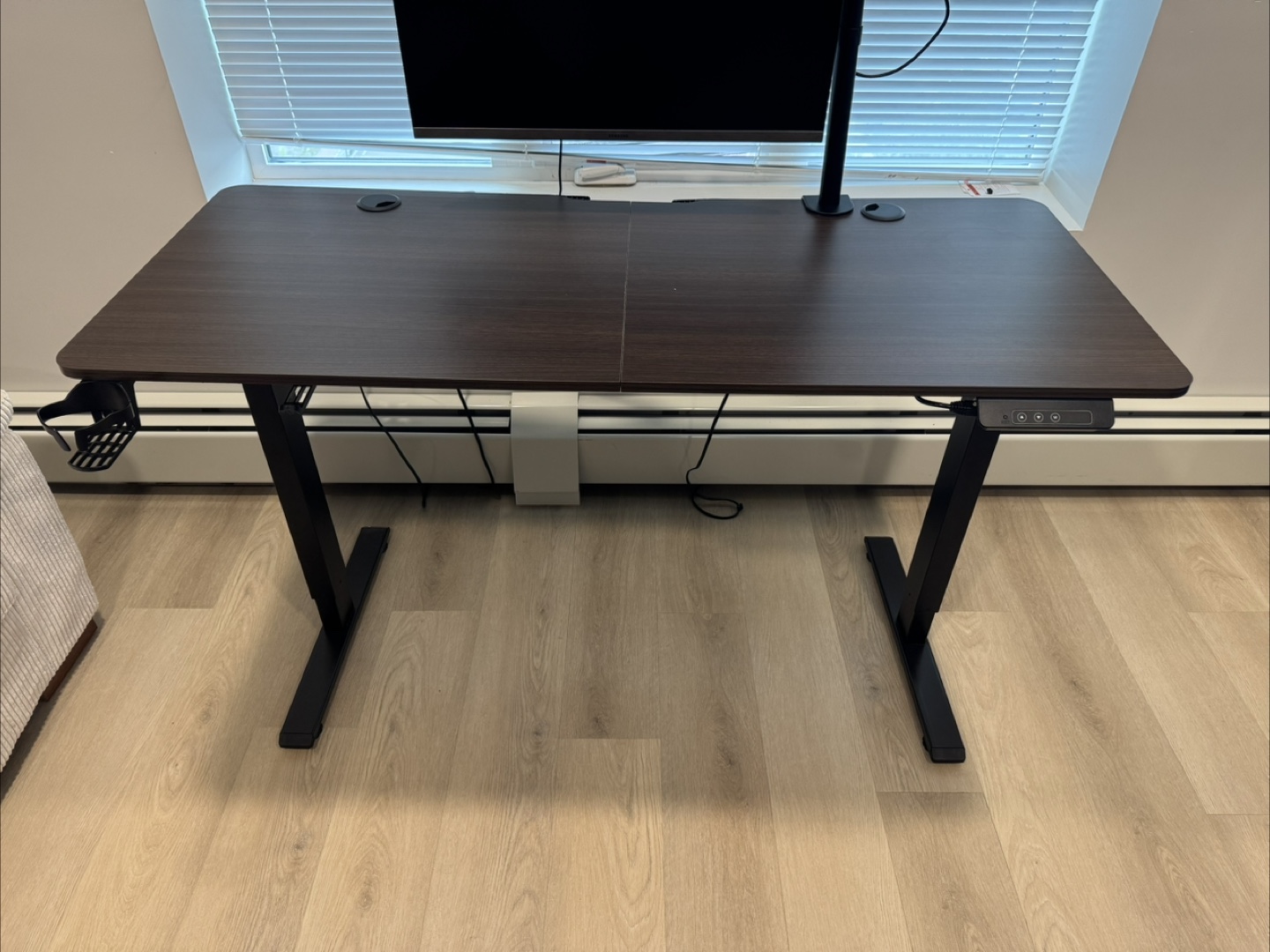 Electric Standing Desk - Adjustable Height