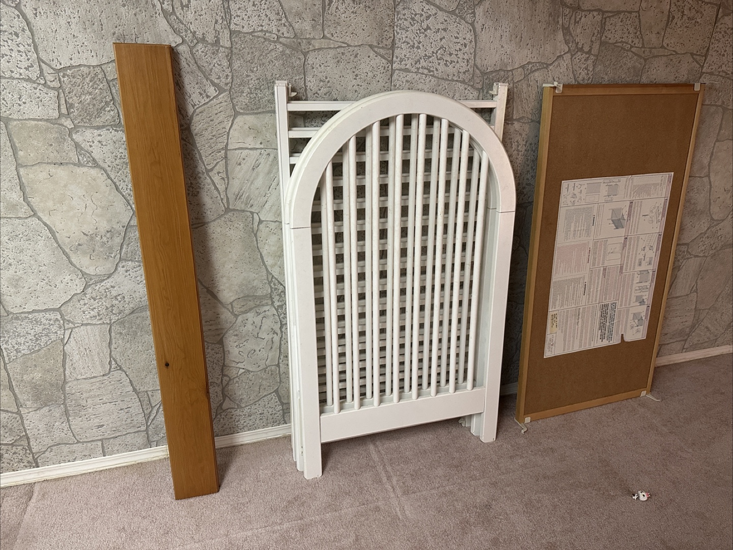 Storkcraft White Folding Crib