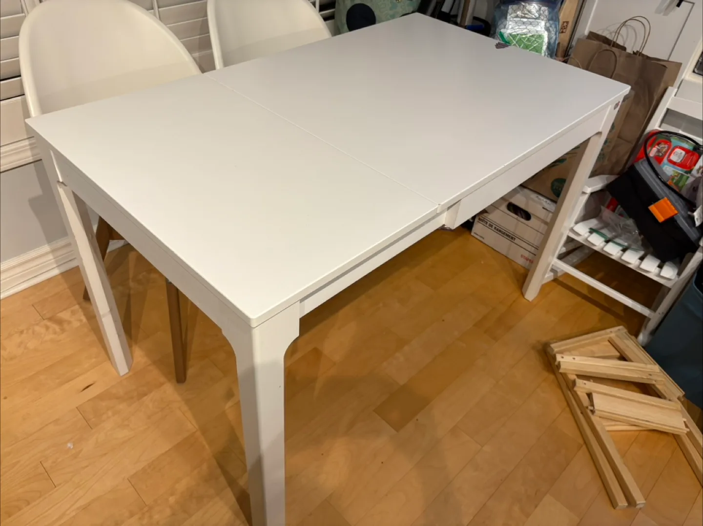 Extendable Dining Table thumbnail