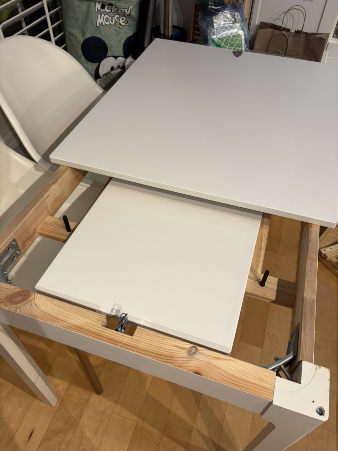 Extendable Dining Table - photo 3