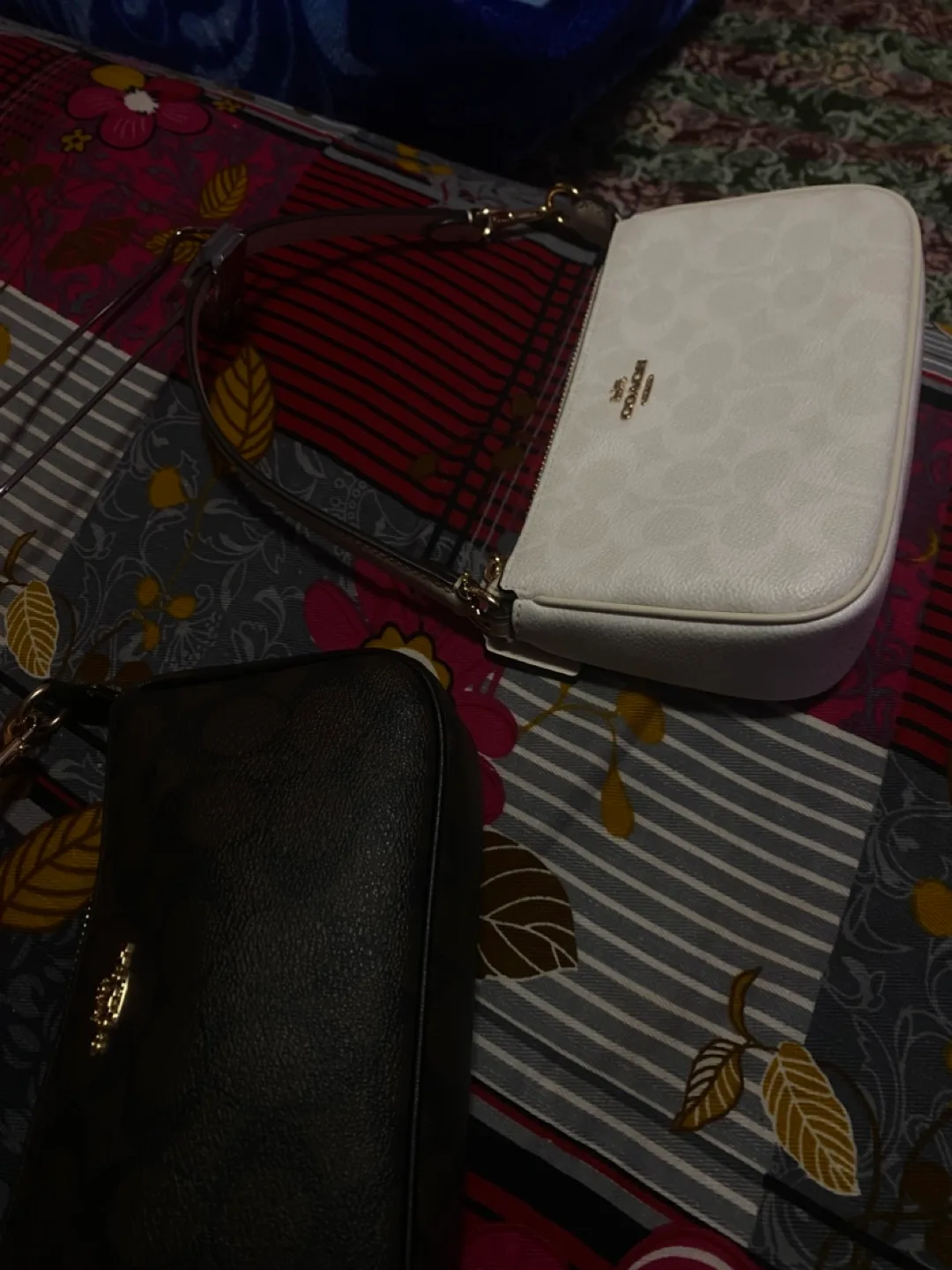 Coach White/Black Handbag thumbnail
