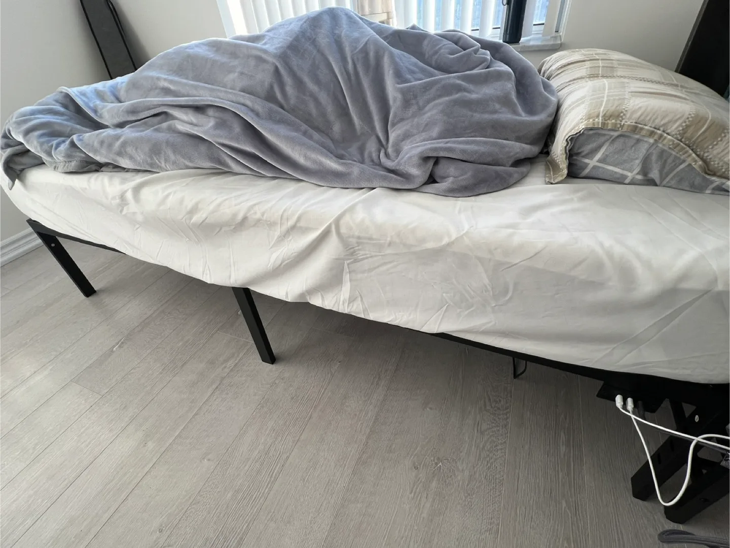 8inch Twin Size Mattress thumbnail