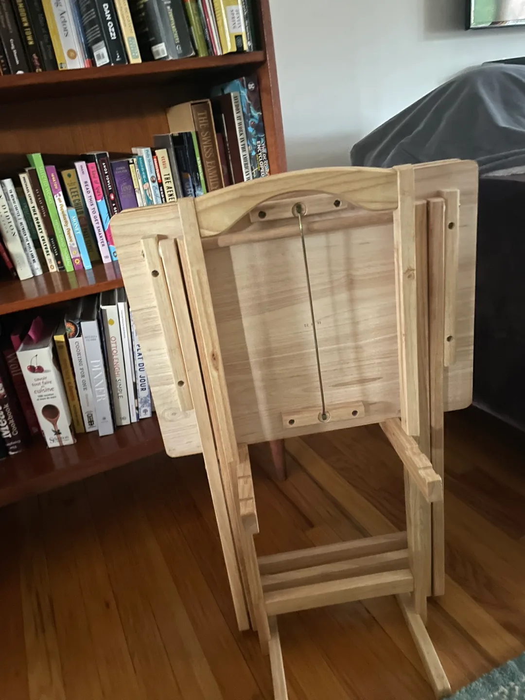 Set of 4 Wood Folding TV Tray Tables image indicator(3)