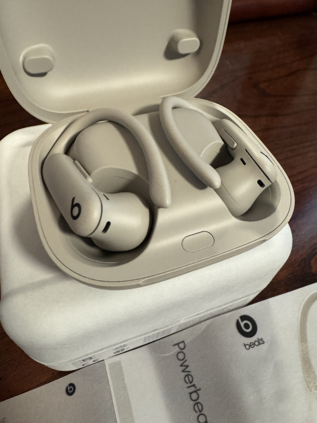 Beats Powerbeats Pro 2 - photo 2