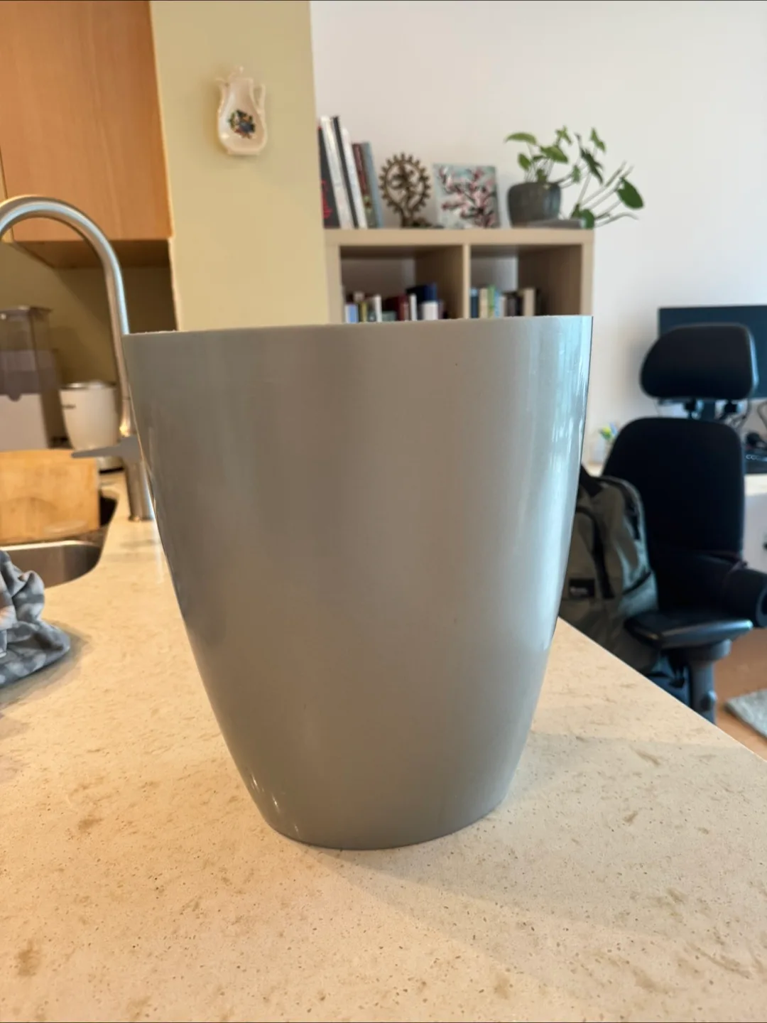 Umbra - Grey Plastic Office Bin thumbnail