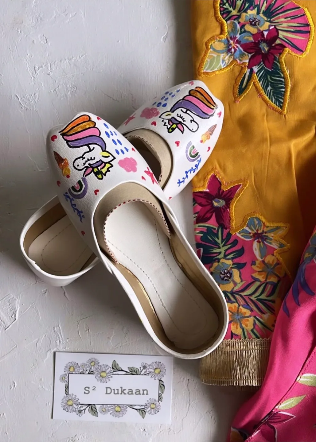 Handmade Handpainted khussa new thumbnail