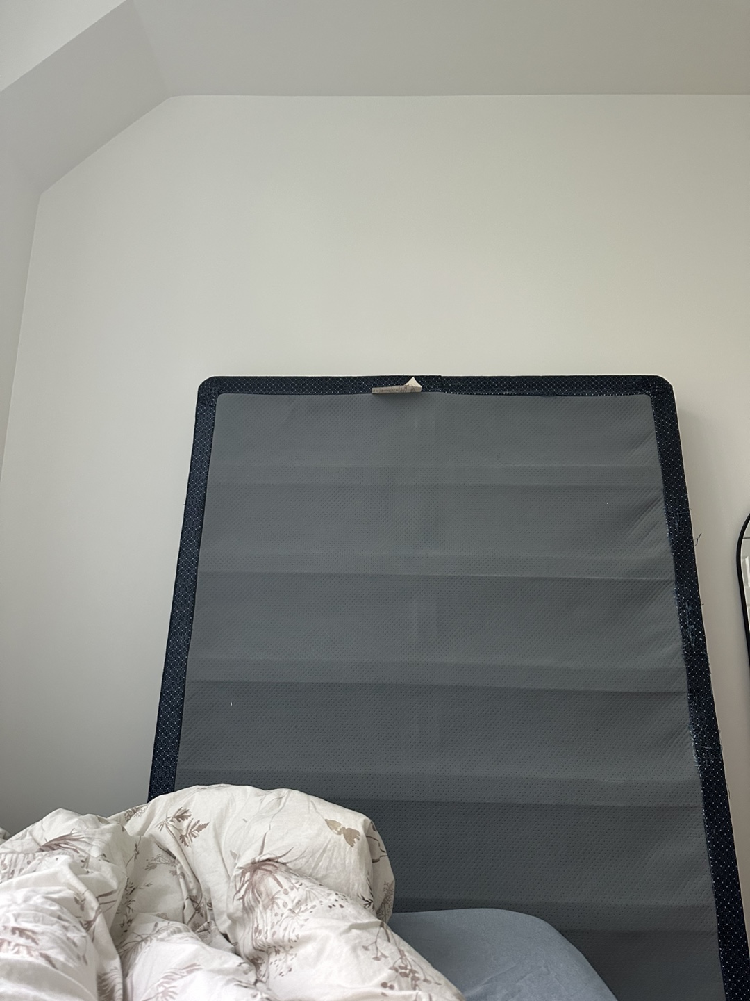 🛏️ Single Bed Box Spring / Bed Base – Great Condition