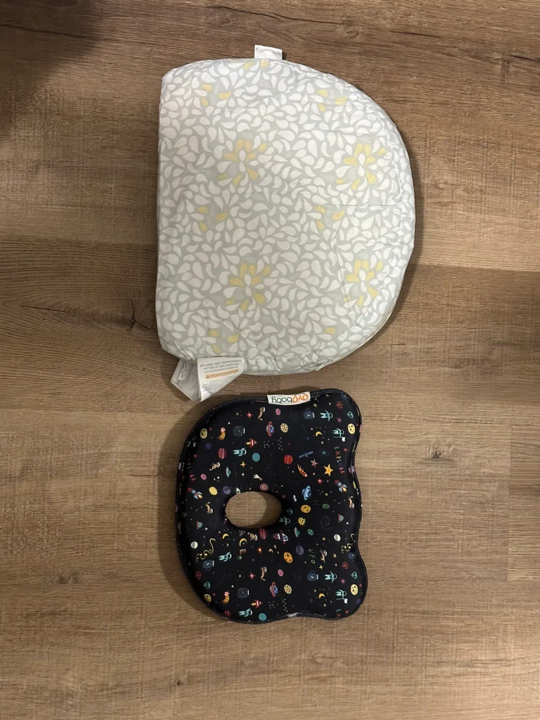 Three set of Head Shaping Pillow Set thumbnail