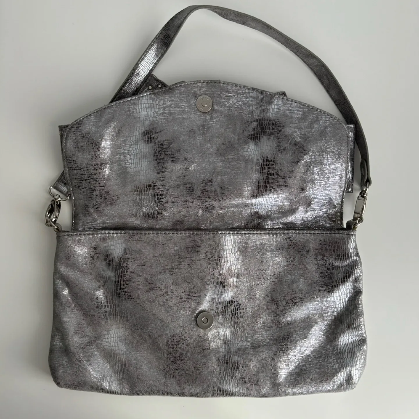 Metallic Silver Shoulder Bag image indicator(2)