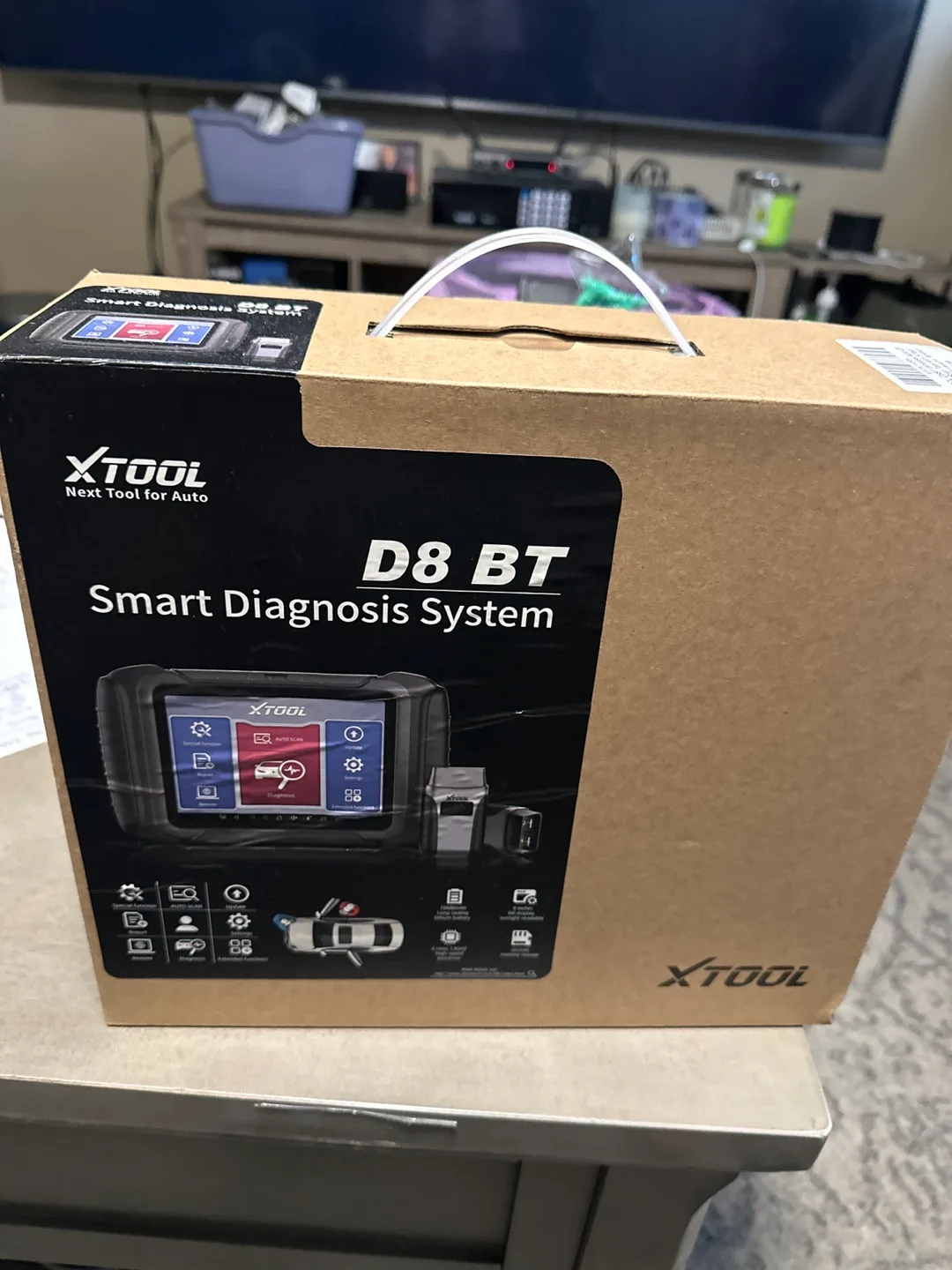 XTOOL D8 BT Wireless Auto Diagnostic Scan Tool - New! thumbnail