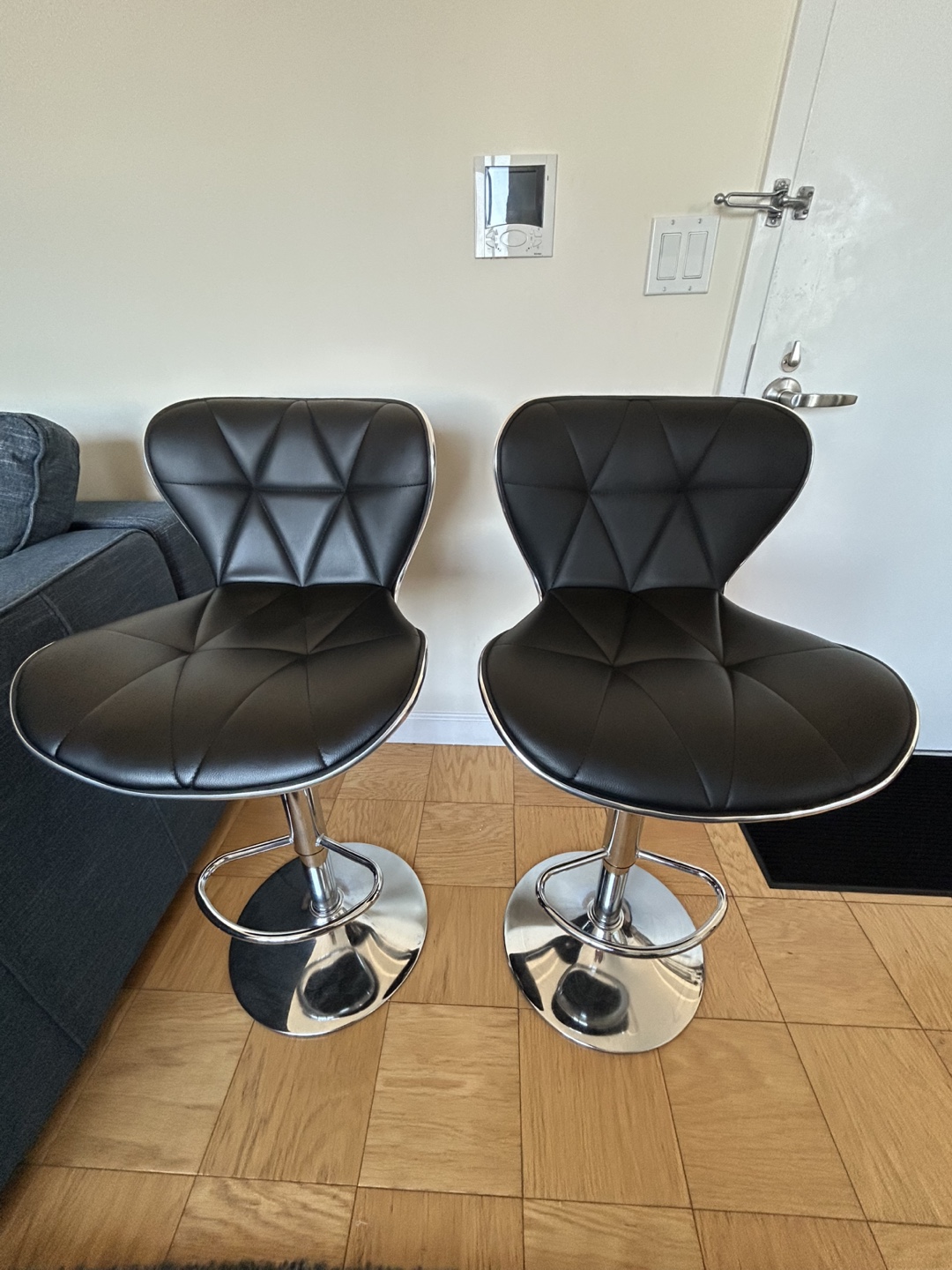 Set of 2 Black Bar Stools