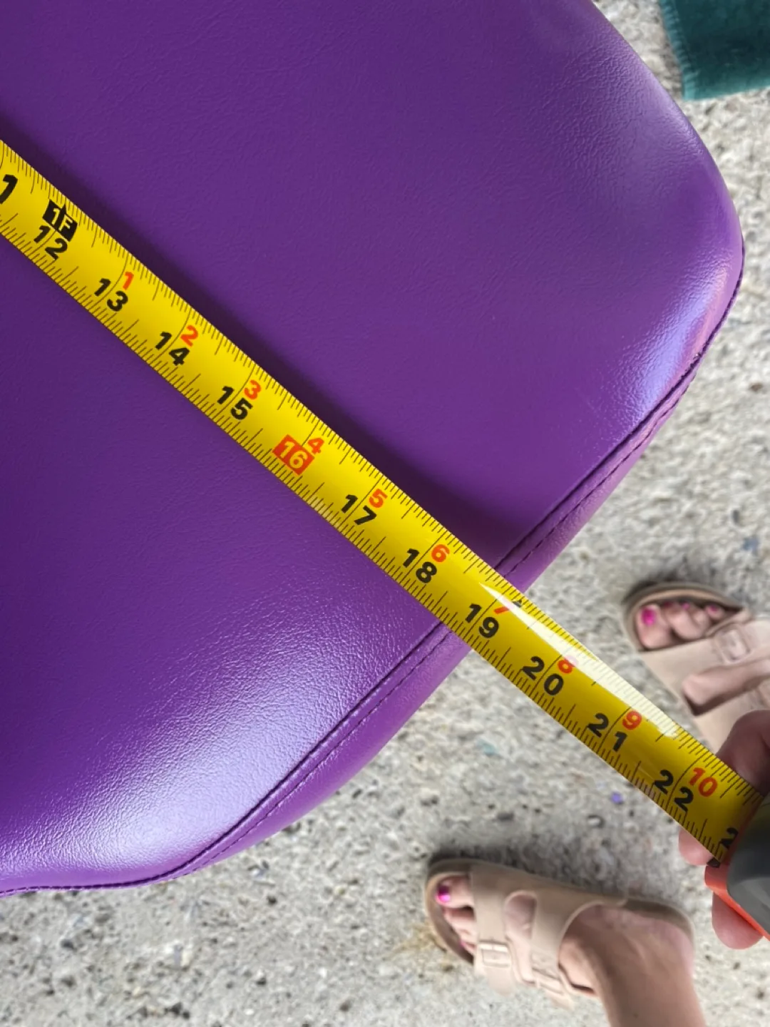 PURPLE OFFICE CHAIR image indicator(4)