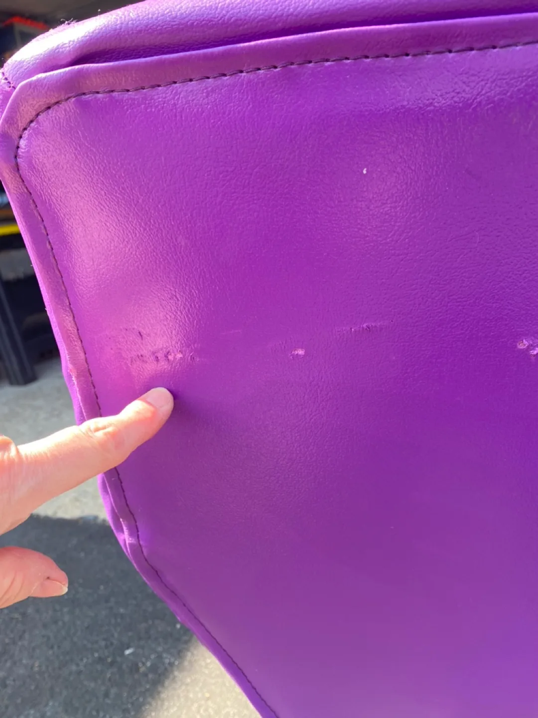 PURPLE OFFICE CHAIR image indicator(6)