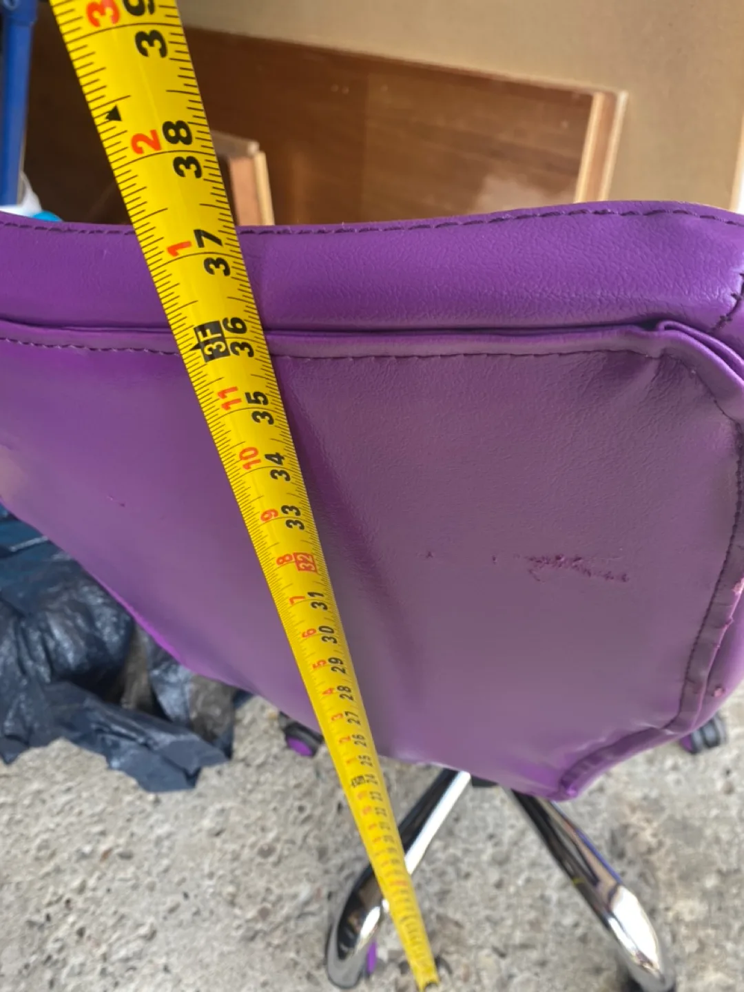 PURPLE OFFICE CHAIR image indicator(5)