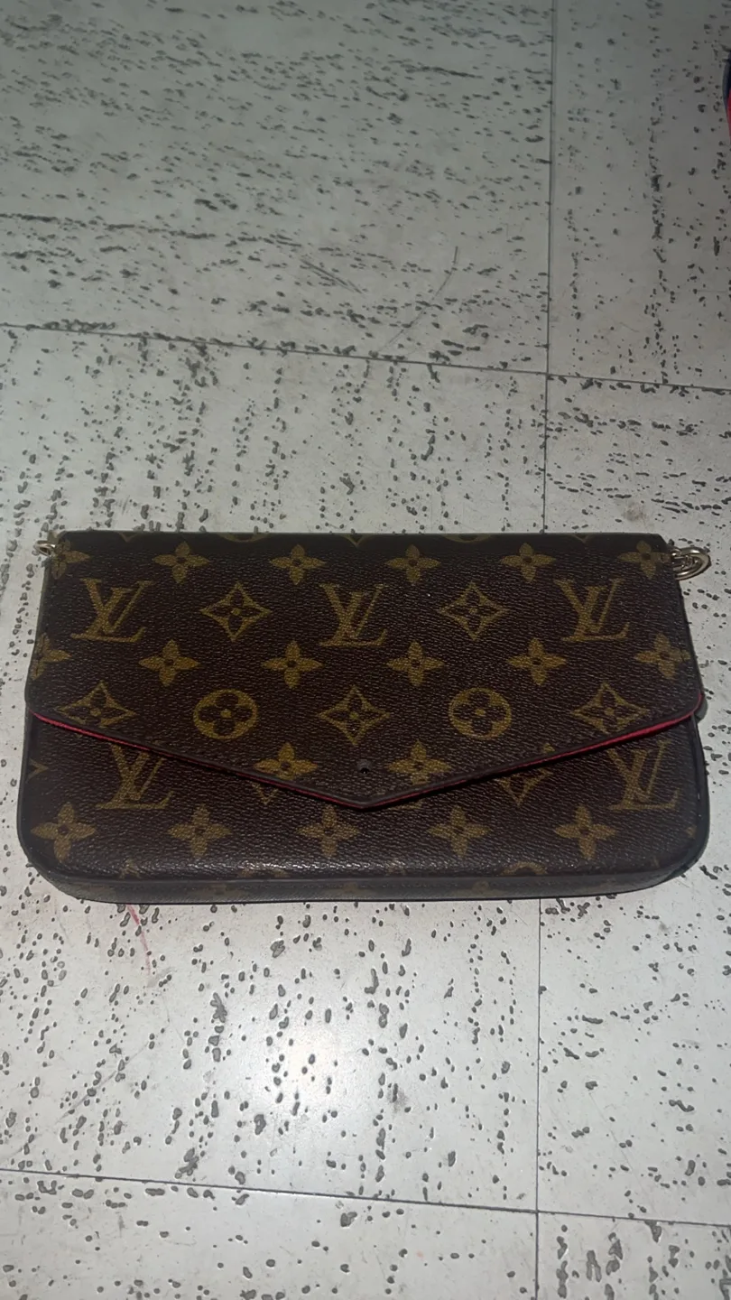 Louis Vuitton Favorite MM thumbnail